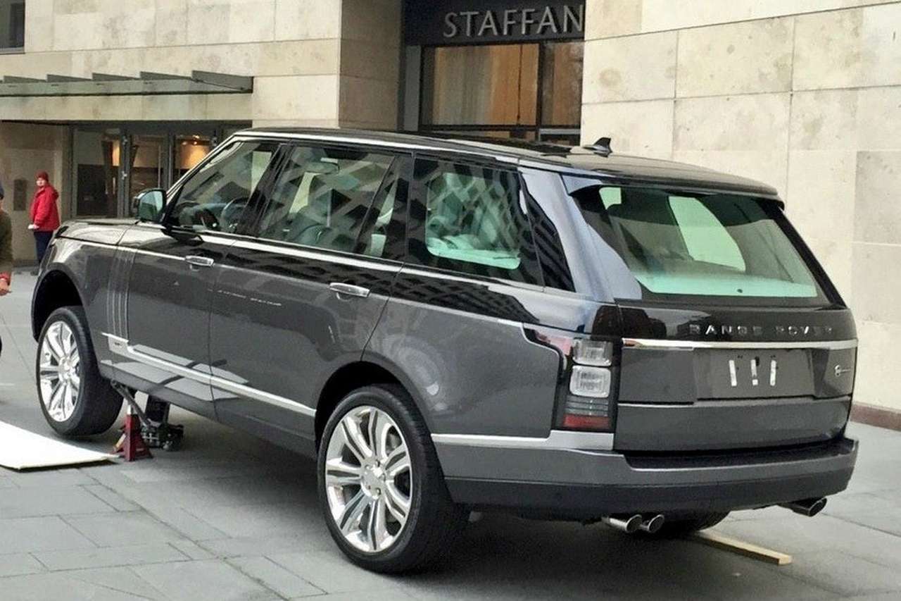 В Нью-Йорке дебютирует самый дорогой и роскошный Range Rover