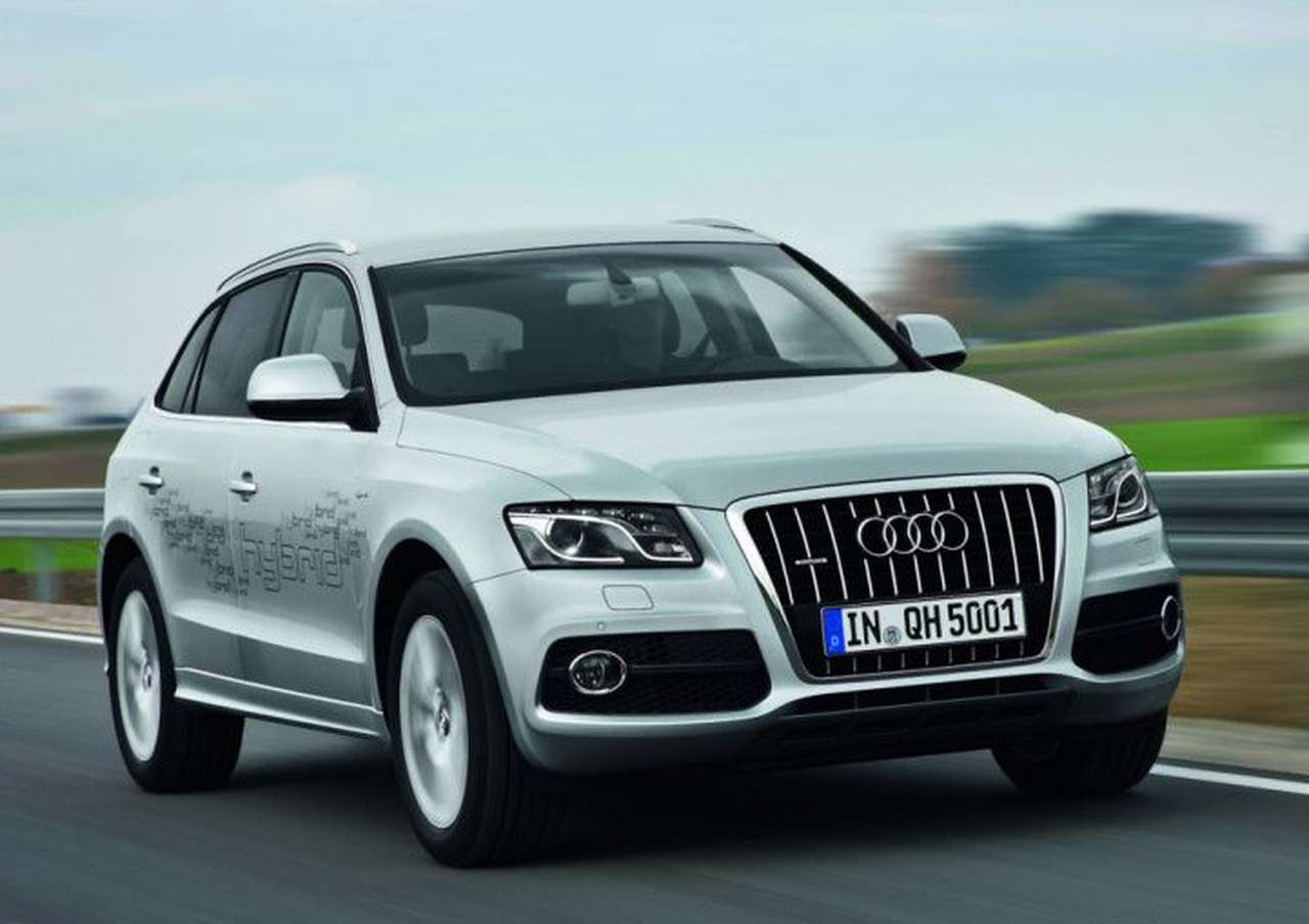 Гибридный Audi Q5: максималка 222 км/ч, расход 7 л на "сотню"