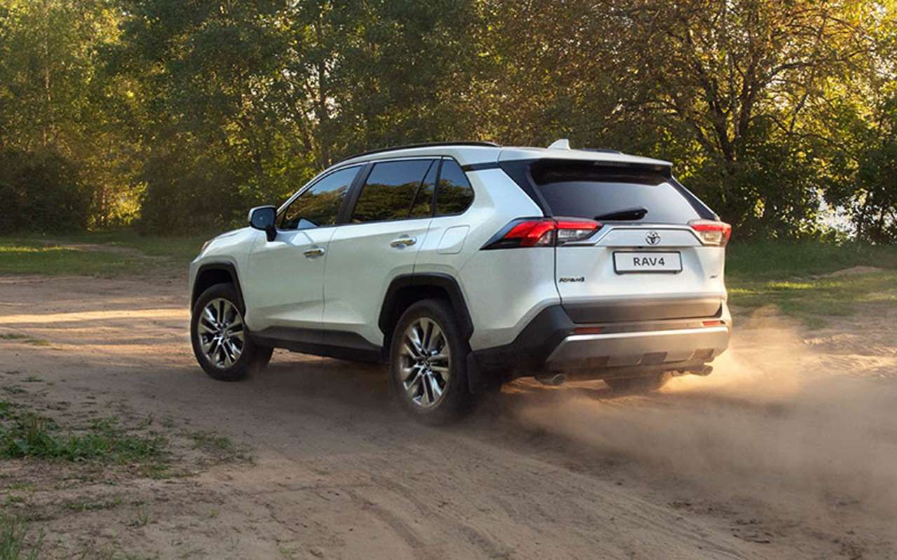 7 важных вопросов к новой Тойоте RAV4. Ответили на все