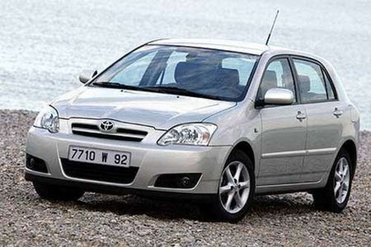 Toyota Corolla вновь стала лидером по продажам в Японии