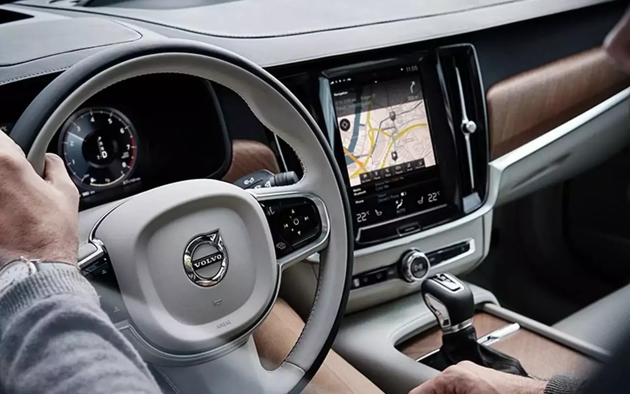 Volvo совместно с Geely готовит новый крупный седан: подробности