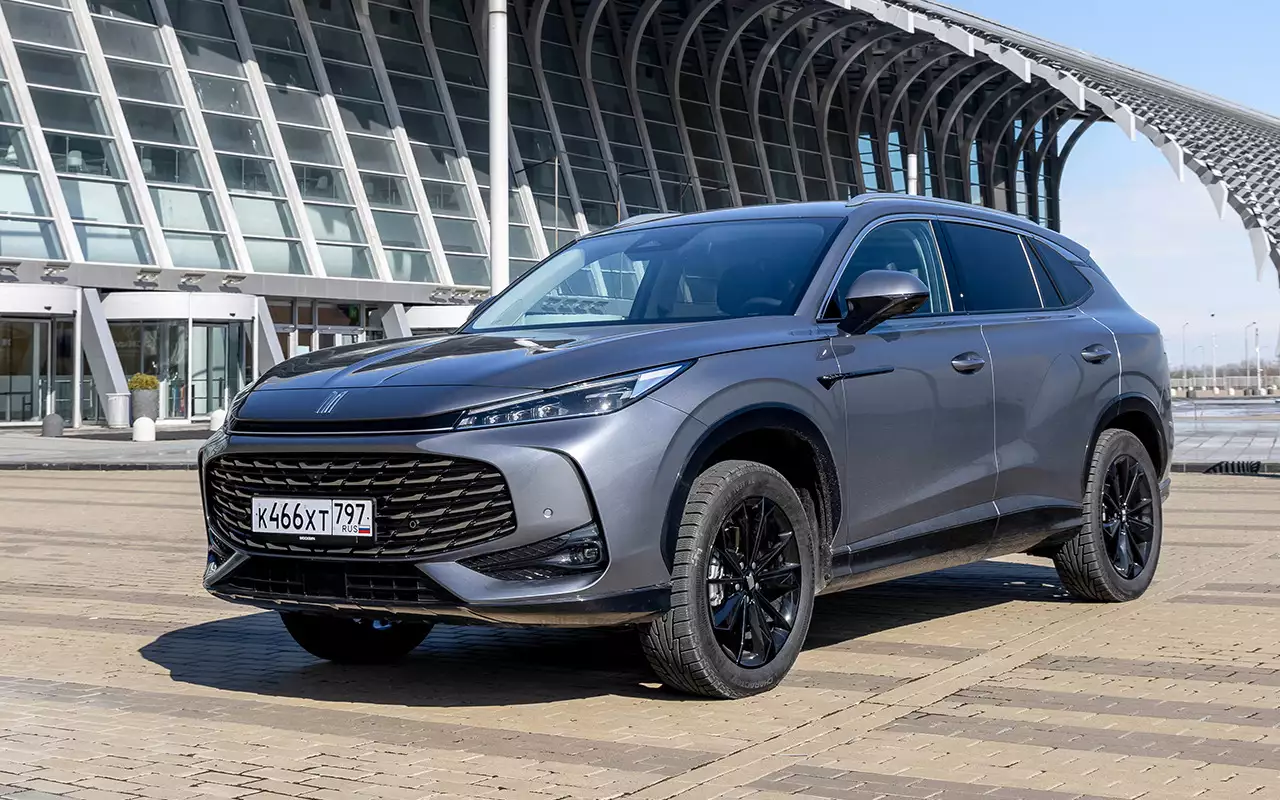 Взяли на тест новый Москвич М70 — как он едет?