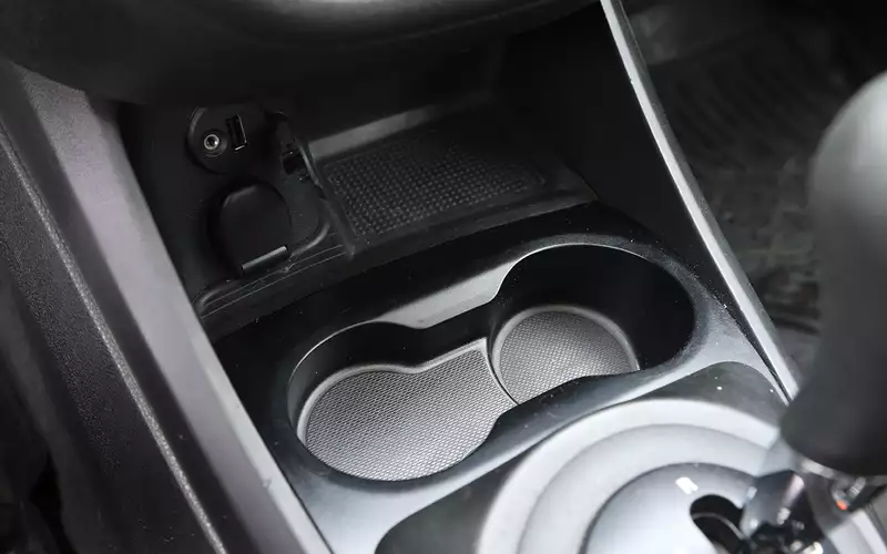 Как снять подстаканники на лада веста Глубокие подстаканники в Lada Vesta Lada Vesta SW, 1,6 л, 2019 года аксессуары