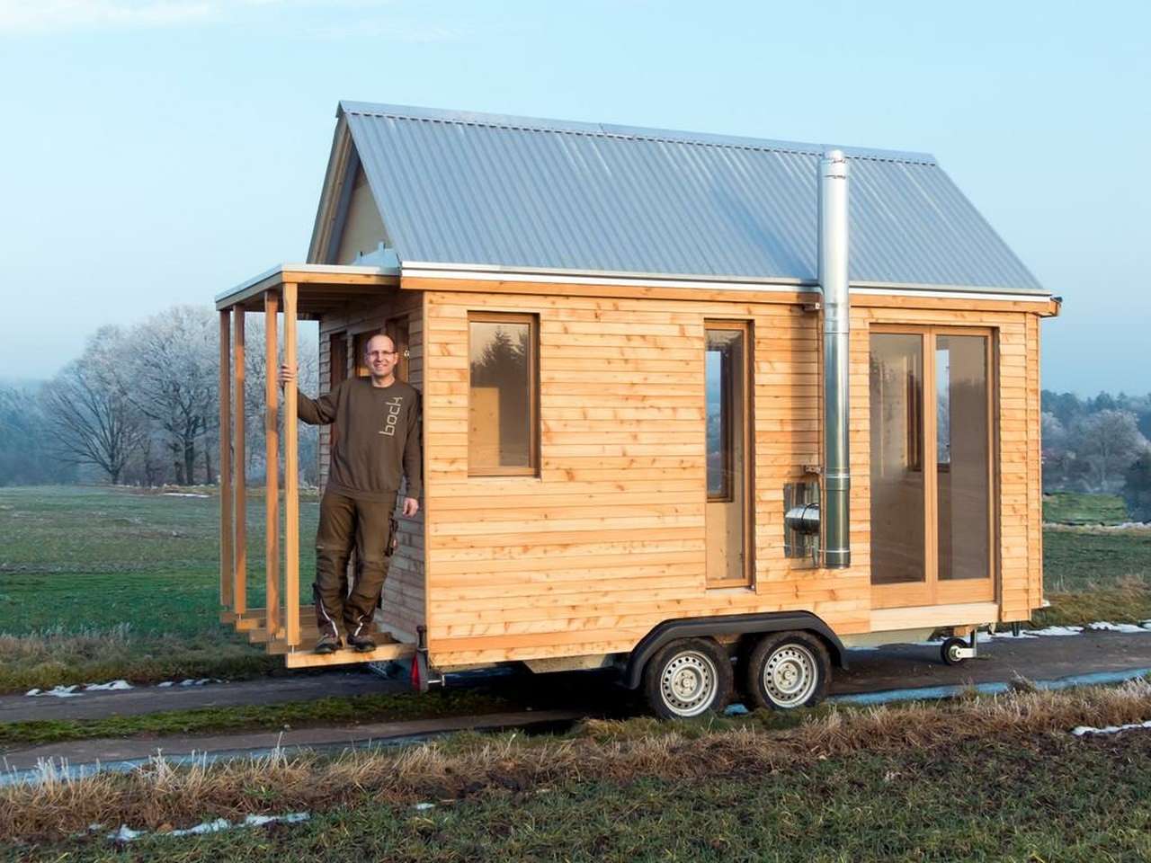 Игры разума: автомобили-ретрансляторы сотового сигнала и краш-тесты по-новому