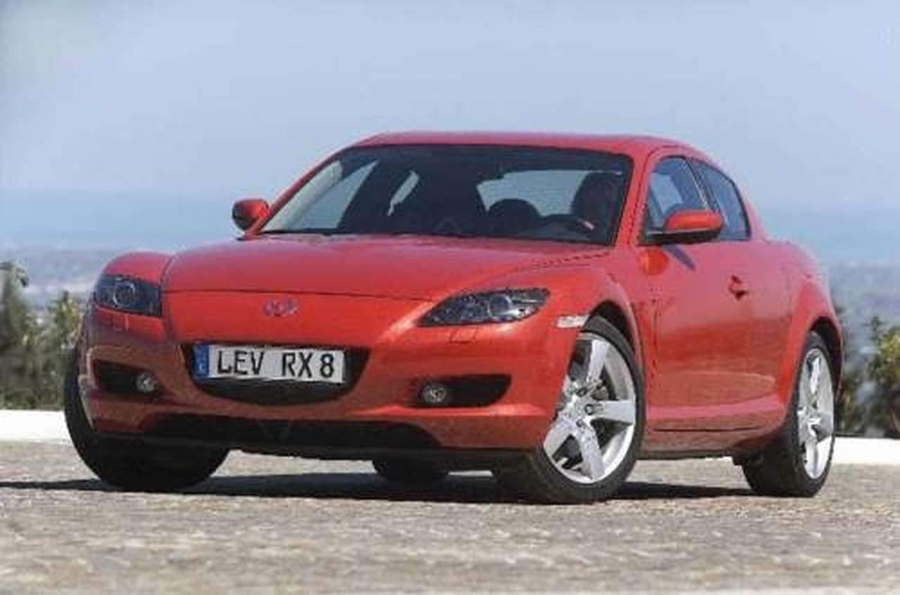 Mazda RX-8 попала под отзыв
