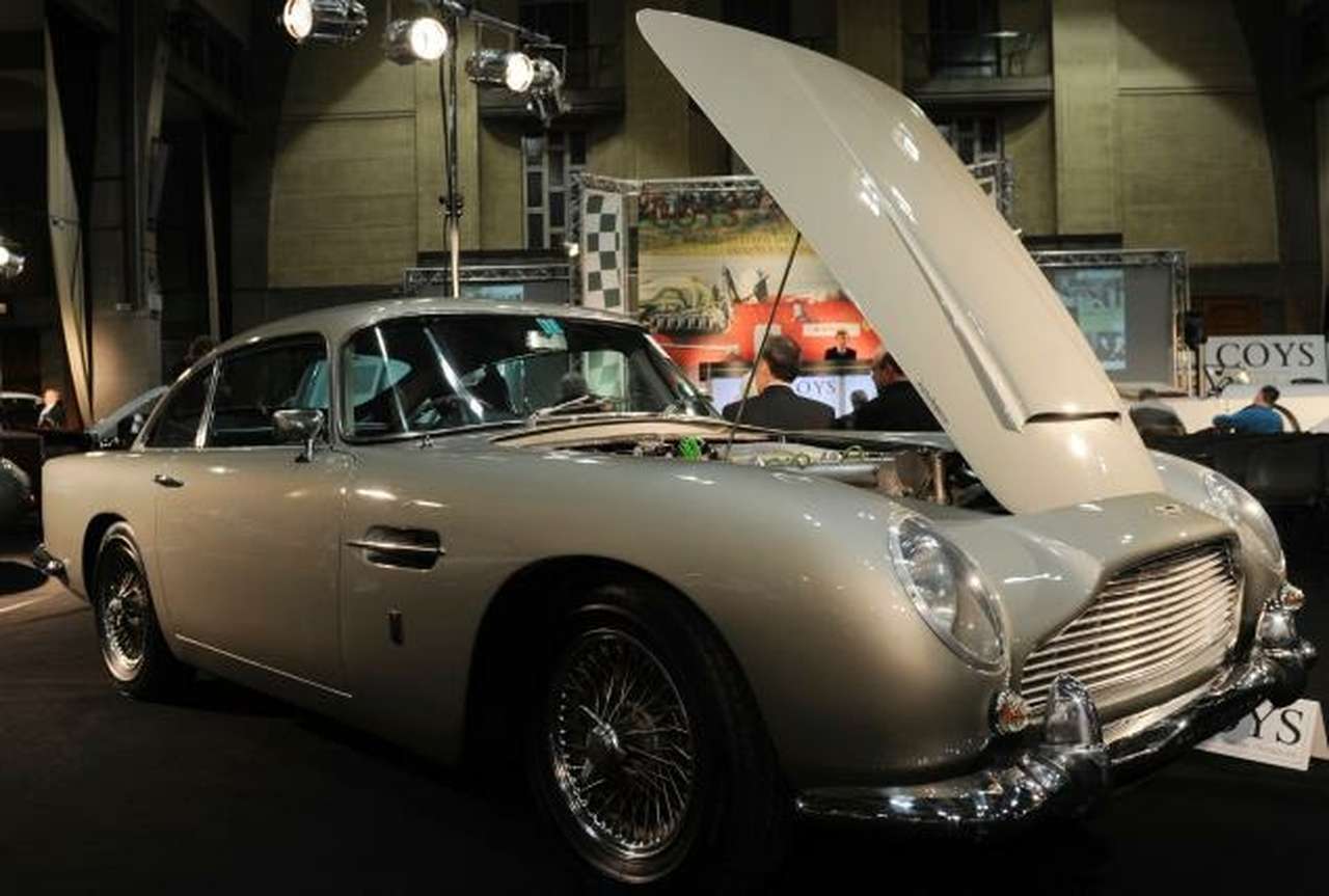 Mahindra получит долю в Aston Martin уже на этой неделе