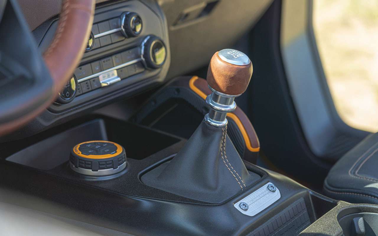 Ford готовит механику без педали сцепления