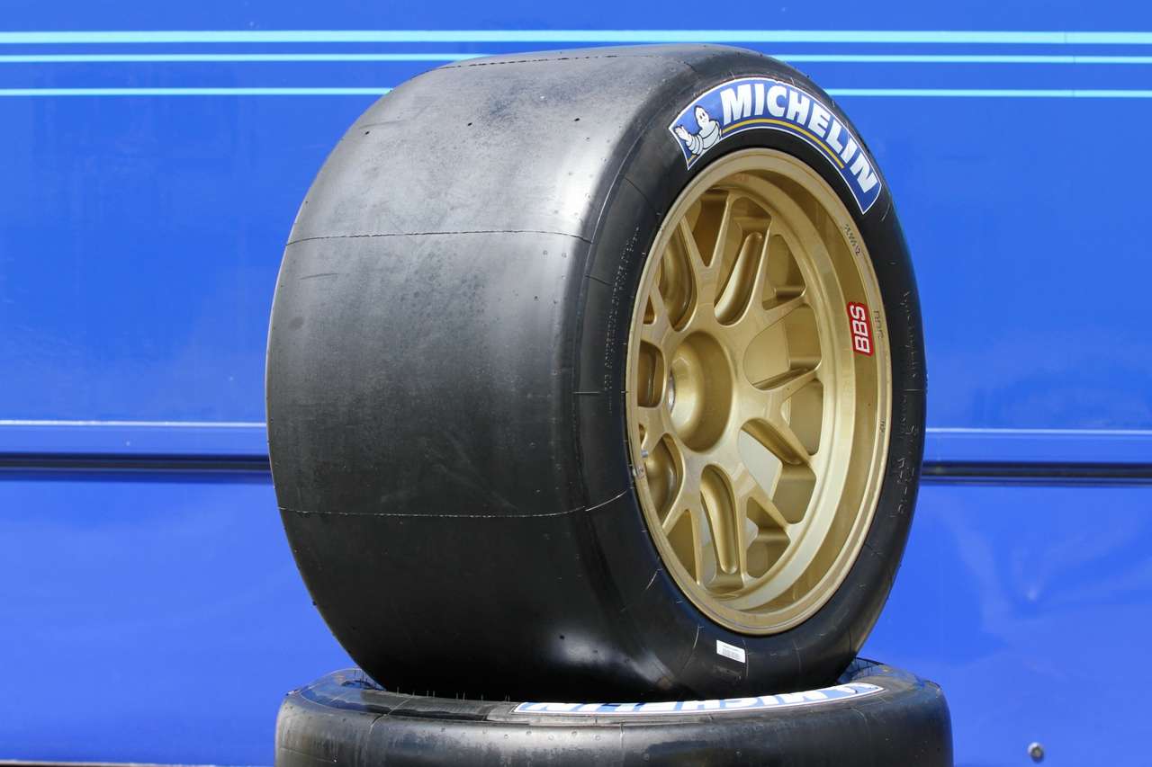 MICHELIN опробовал гибридные шины в Ле-Мане