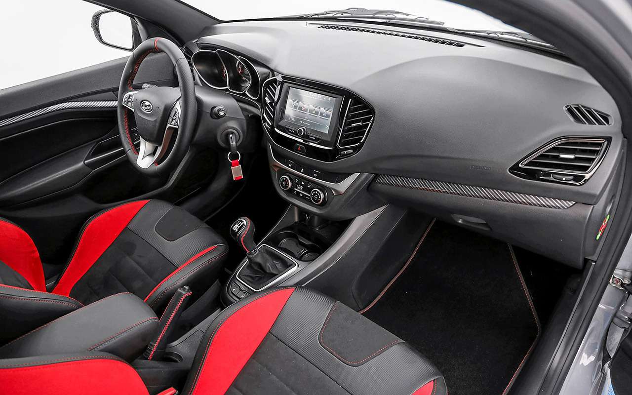 Комплектаций весты спорт. Lada Vesta Sport салон. Lada Vesta Sport интерьер. Лада Веста спорт 2021 салон автомат. Lada Vesta Sport 2021 салон.