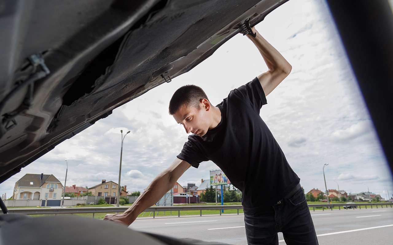 Как купить хороший автомобиль за 300 тысяч рублей? Три дельных совета!