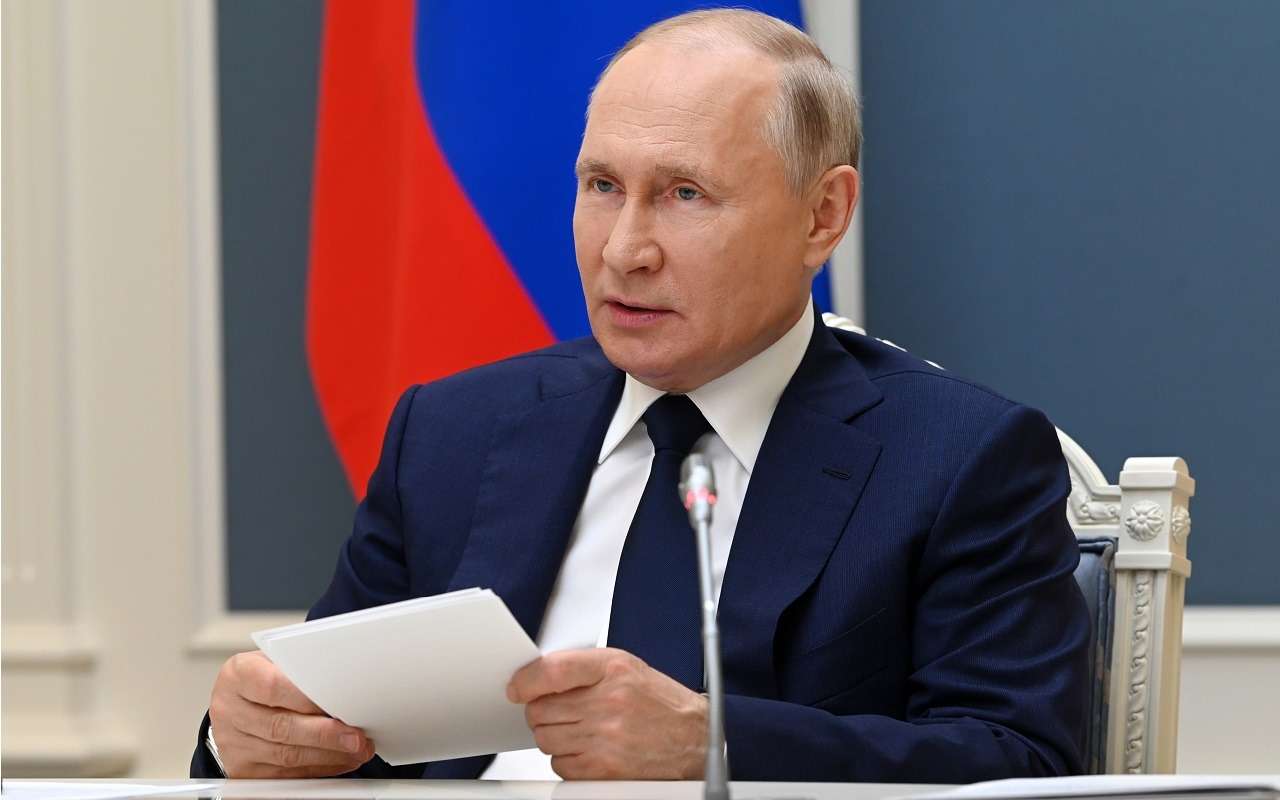 Путин подписал закон, отвязывающий техосмотр от ОСАГО