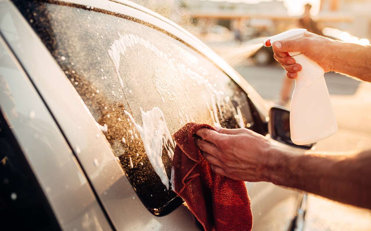 «Антидождь» вообще работает? Тест 10 препаратов