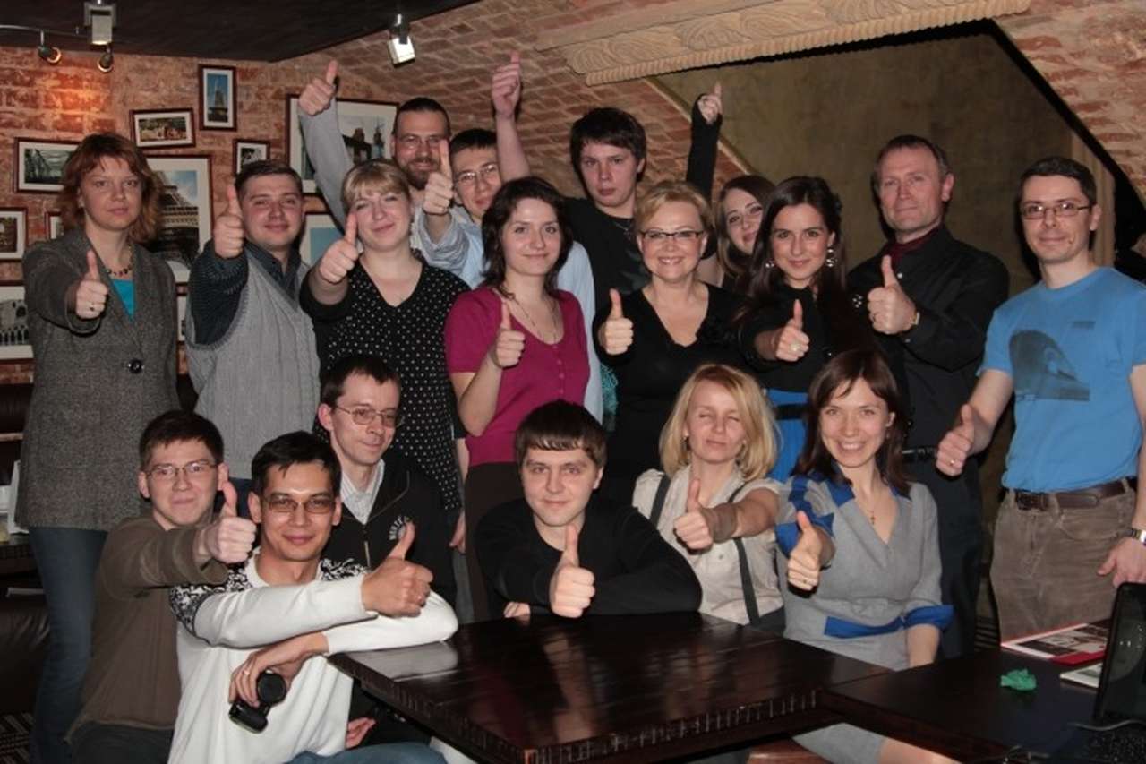 Менеджер Петрова Оксана Косаченко встретилась с фан-клубом Виталия (Фото: vitalypetrov.ru)