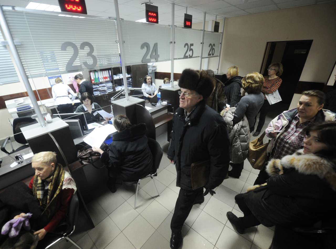 Должникам по штрафам хотят ограничить доступ к госуслугам