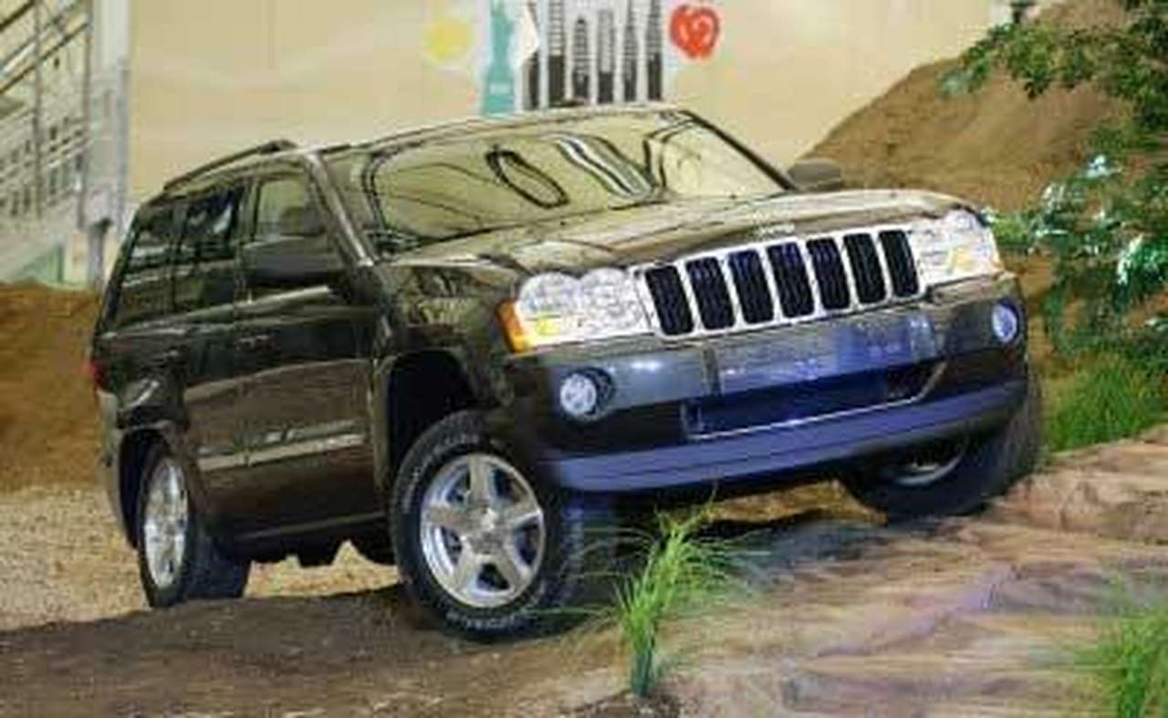 Jeep Grand Cherokee заработал 5 звезд NHTSA