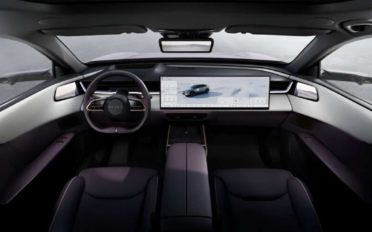 Интерьер Mazda EZ-60