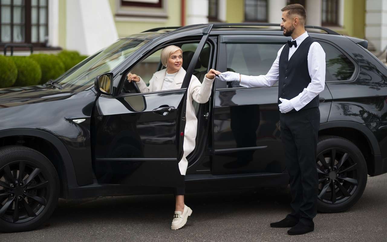 «Немцы» рулят: названы самые популярные автомобили дороже 7 млн рублей