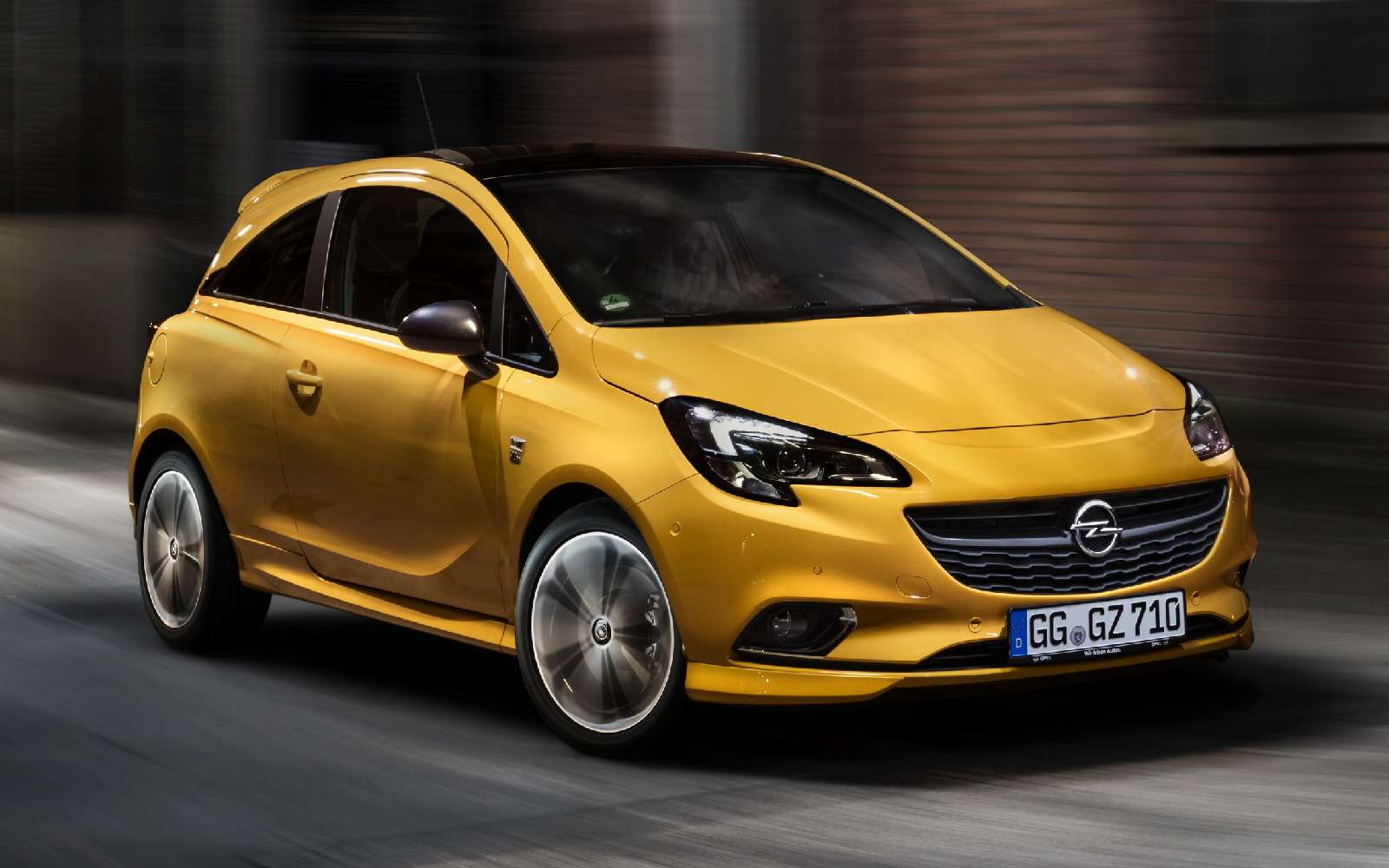 Exterior Taxi Opel Corsa