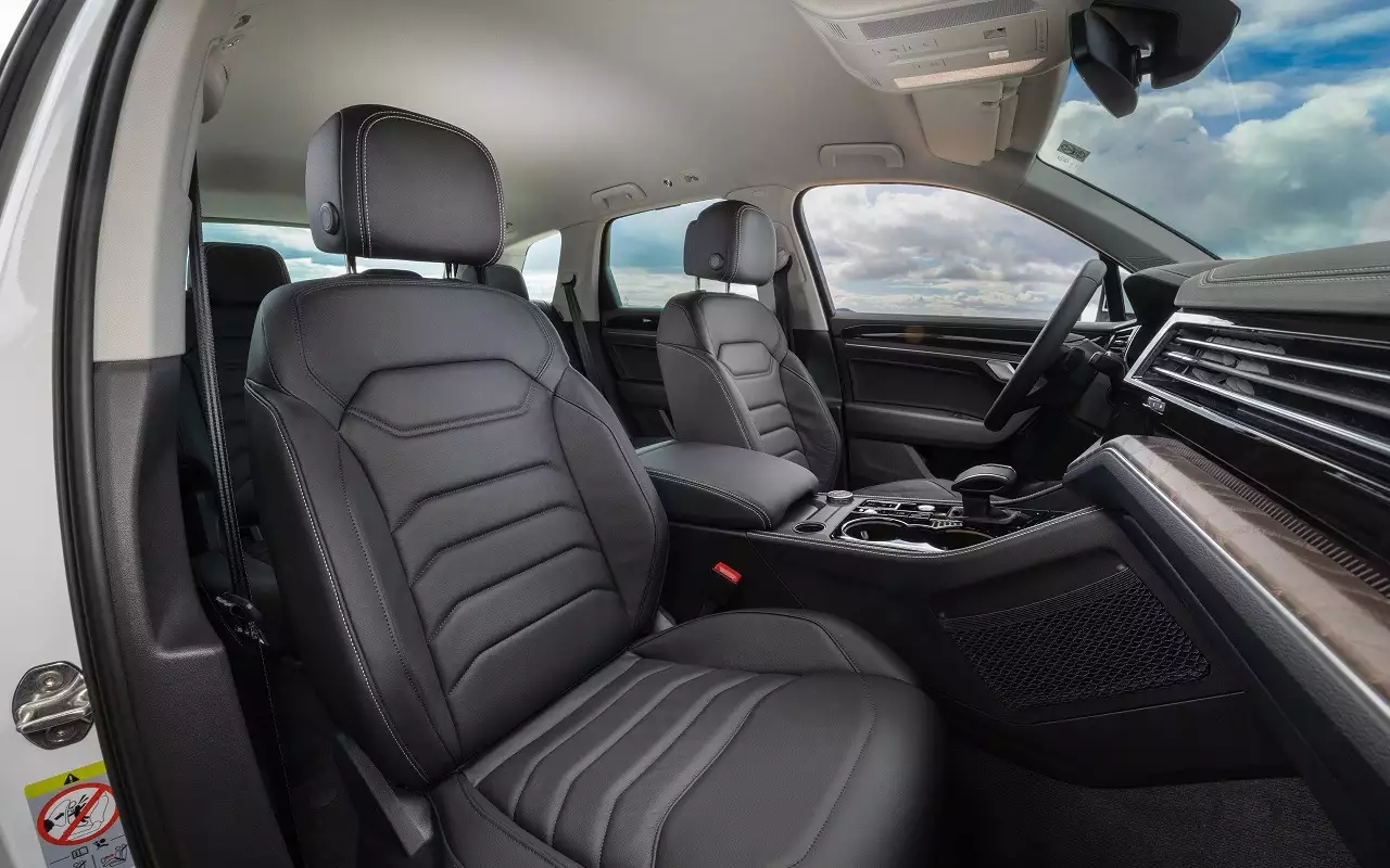 Интерьер Volkswagen Touareg