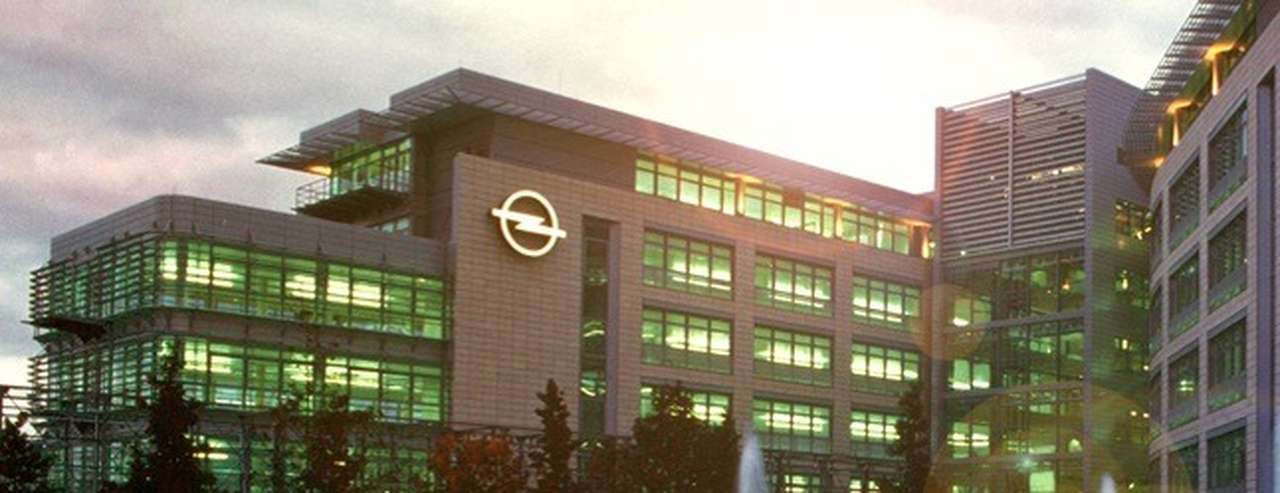 Opel выпустит городской электромобиль к 2017 году