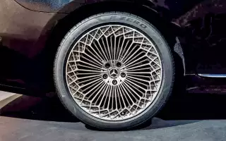 Mercedes-Benz S класса: звезд много не бывает.