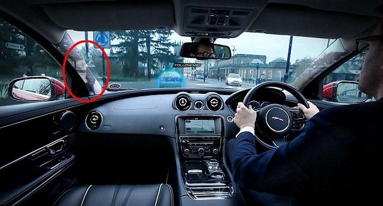 Jaguar показал лобовое стекло с виртуальным обзором (ВИДЕО)