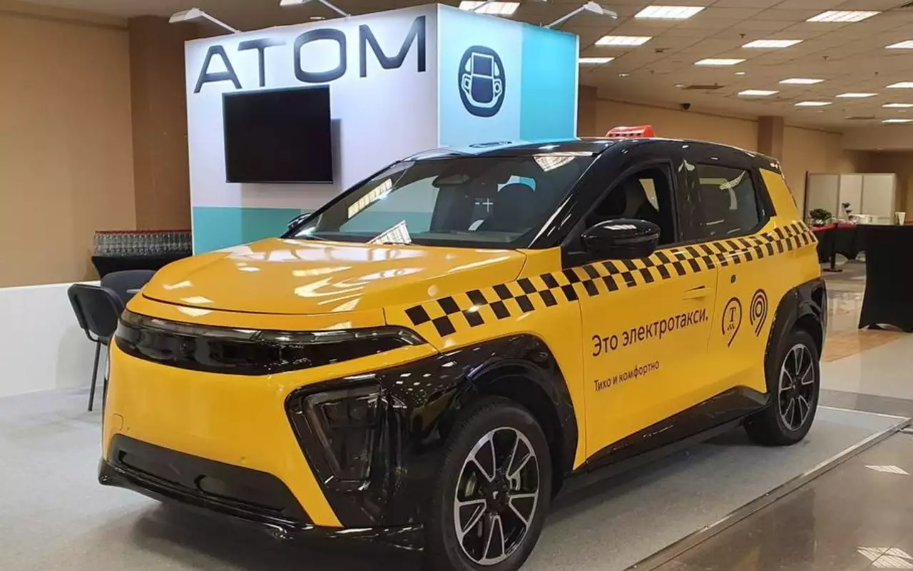 Создатели Атома ответили на критику электрокара таксистами