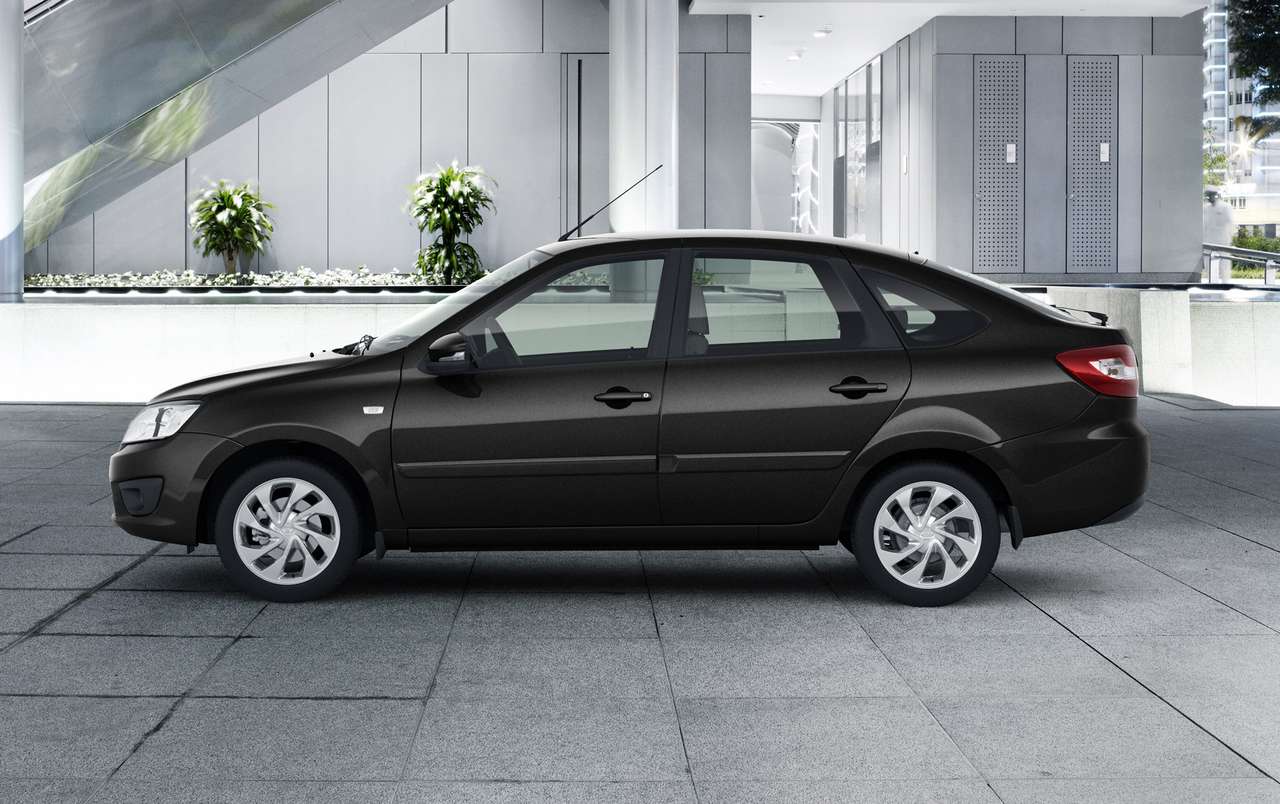 АВТОВАЗ рассказал о хэтчбеке Lada Granta