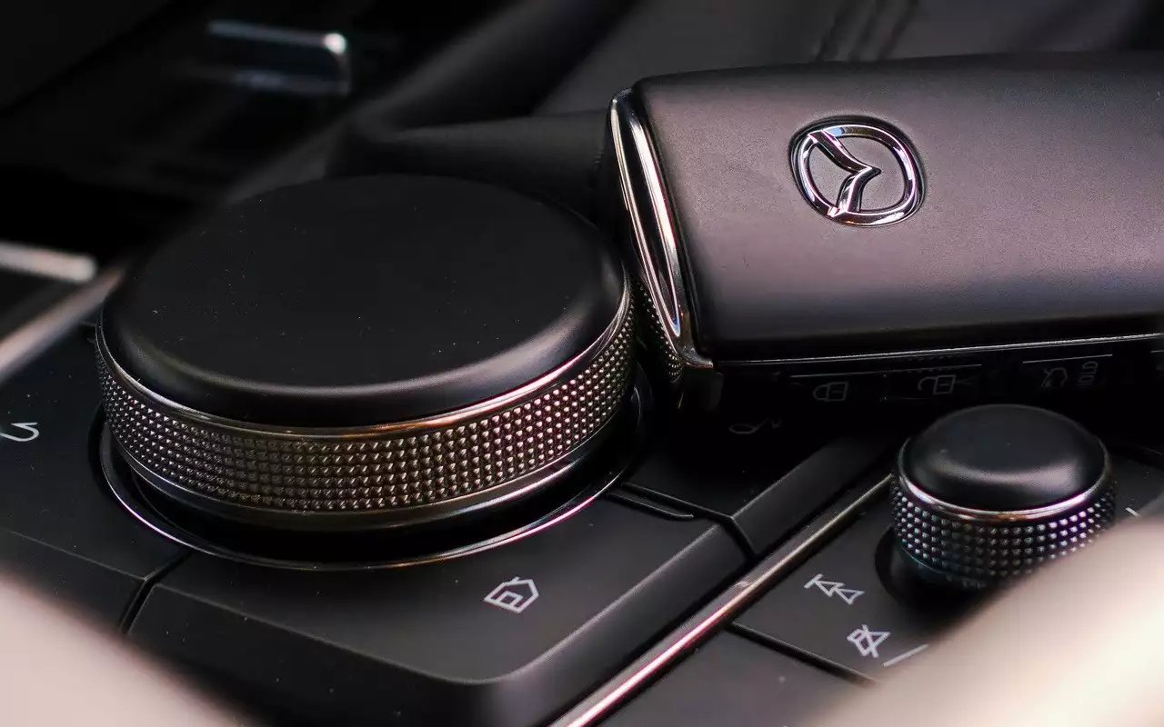 Автомобили Mazda будут продавать в России с официальной гарантией