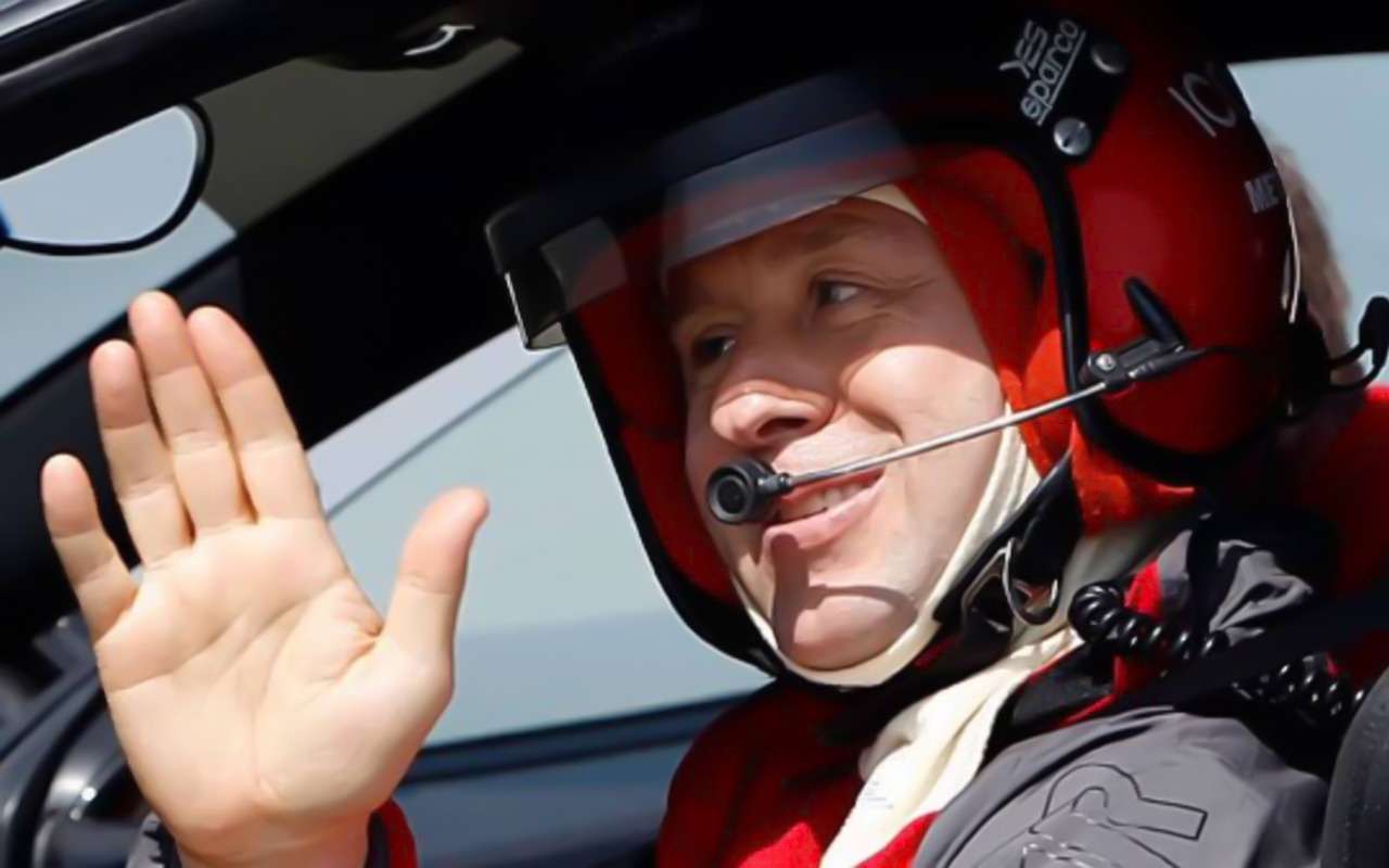 Слепота – скорости не помеха! Как незрячий гонщик рекорд установил