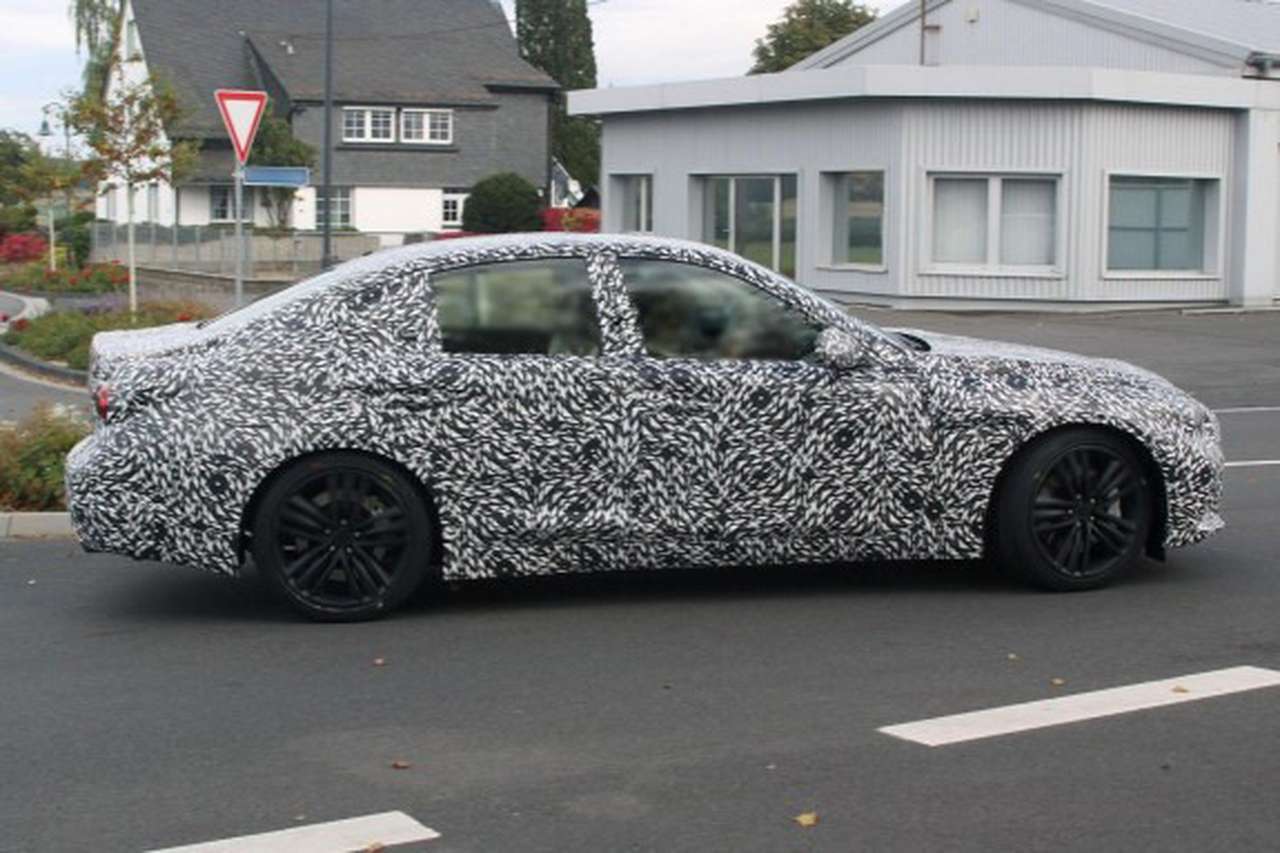 Новый Infiniti G дебютирует 14 января в Детройте