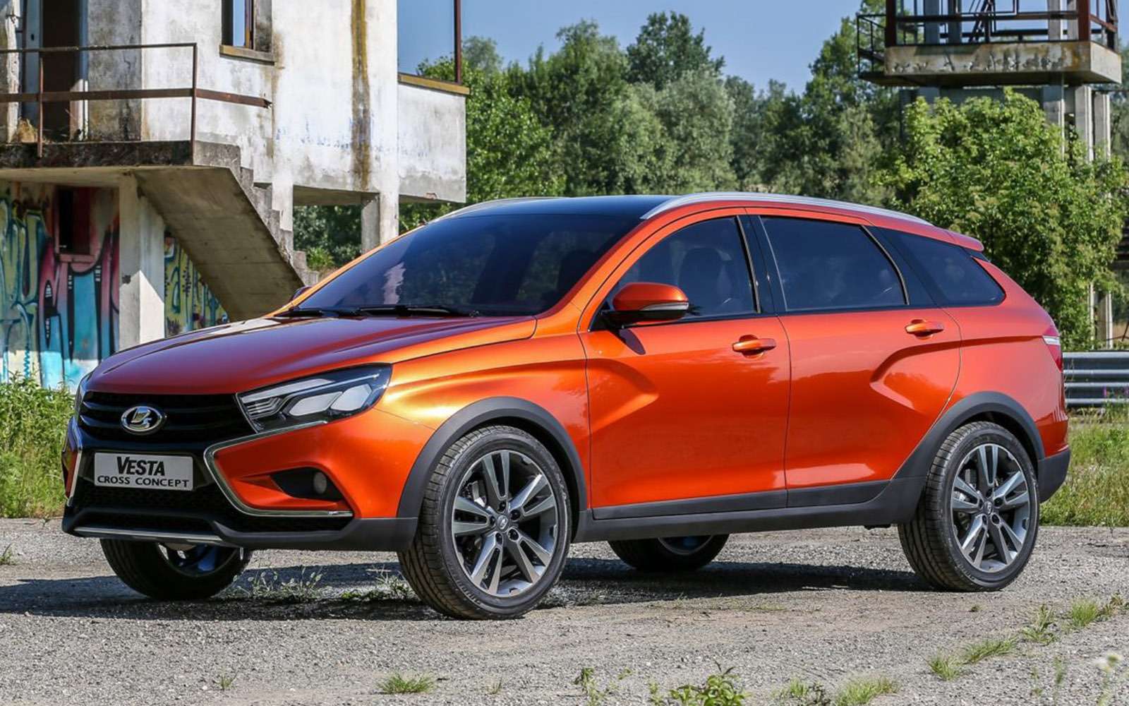 Lada Vesta универсал - он вам не "сарай"!