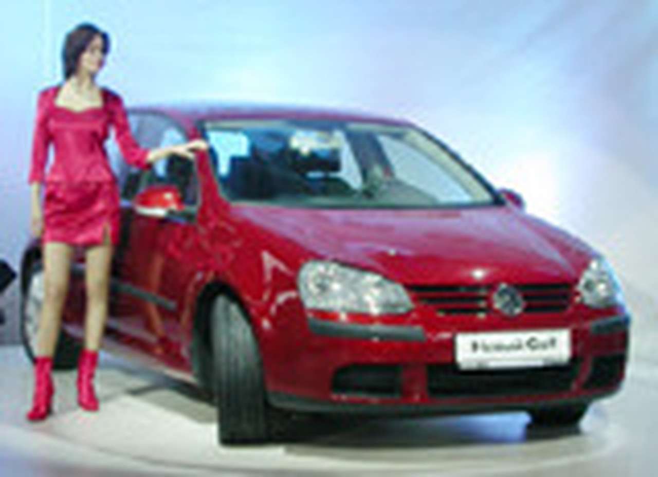 Volkswagen приплачивает дилерам за каждый проданный Golf V