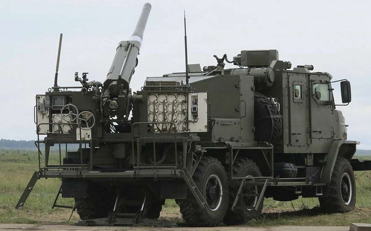 Новые колесные самоходки отправляют в армию