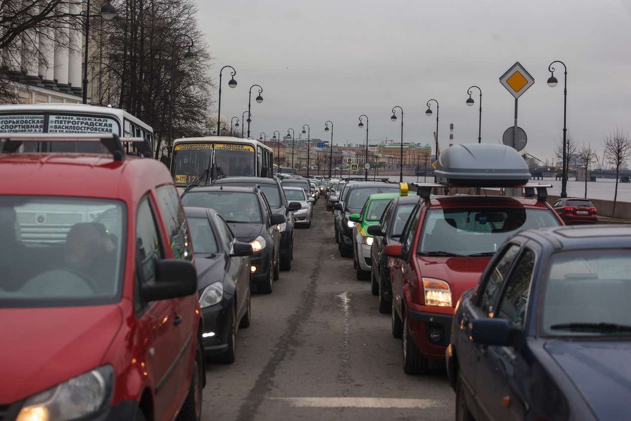 В ГИБДД посчитали российский автопарк