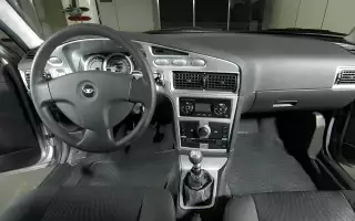 Интерьер Daewoo Nexia