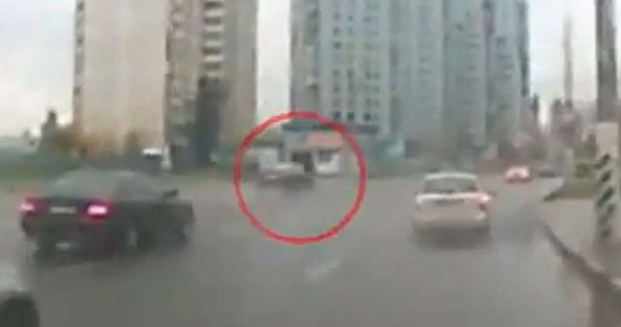 Прокурор, насмерть сбив пешехода, заявил, что за рулем был не он