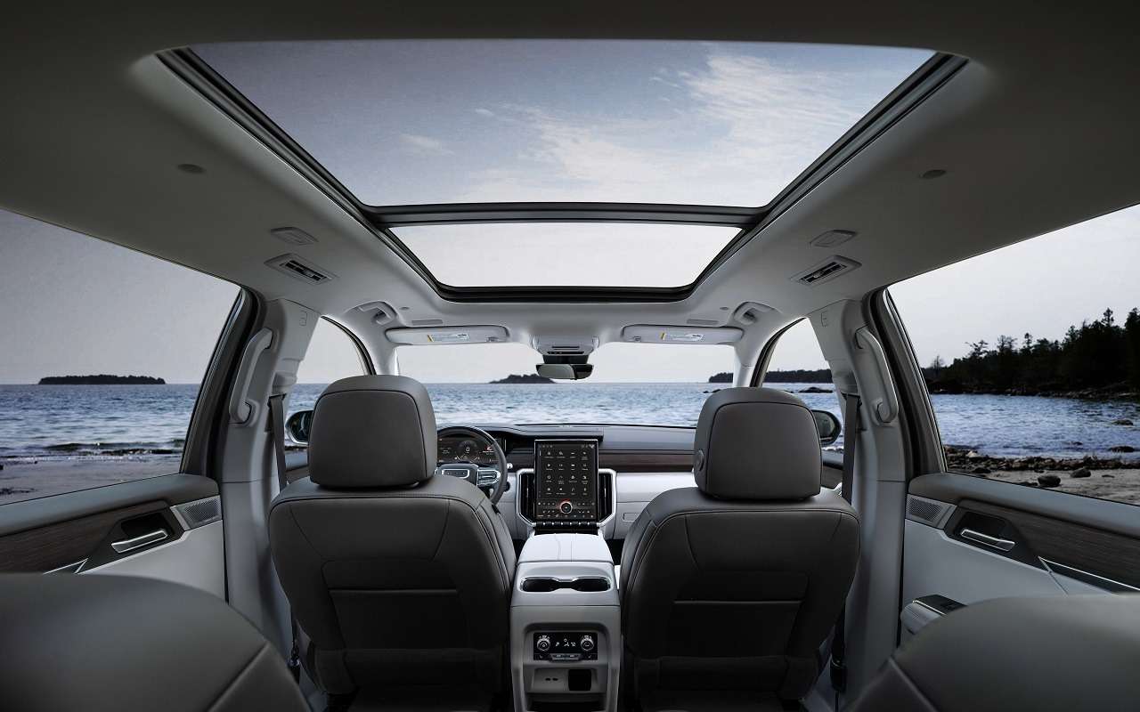 Интерьер GMC Acadia