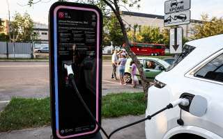 Ищете, где подзарядить электрокар в Москве? Адреса мы вам подскажем