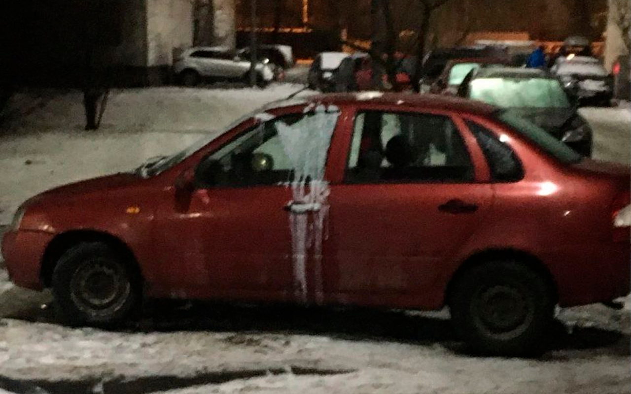 Найден новый способ борьбы с парковкой на газонах