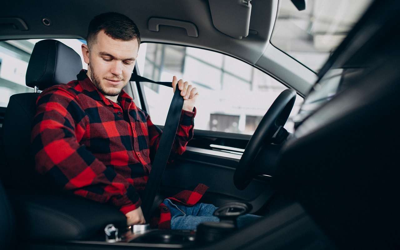 Если скорость маленькая, можно не пристегиваться?