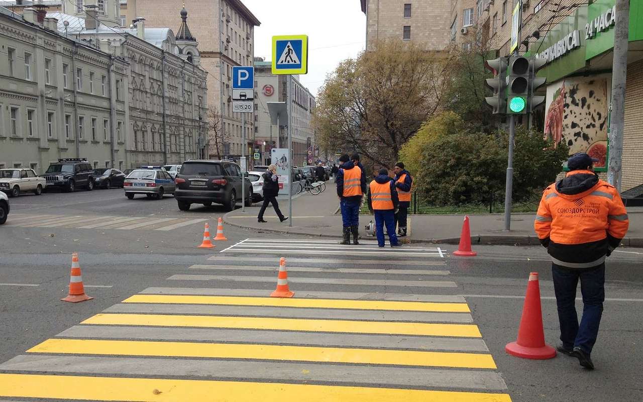 На Дептранс Москвы подали в суд за «геноцид пешеходов»