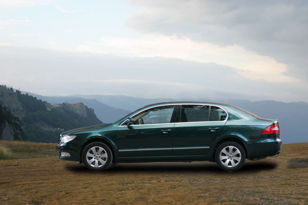 На аукционе Cars&Luck – Skoda Superb из парка ЗР
