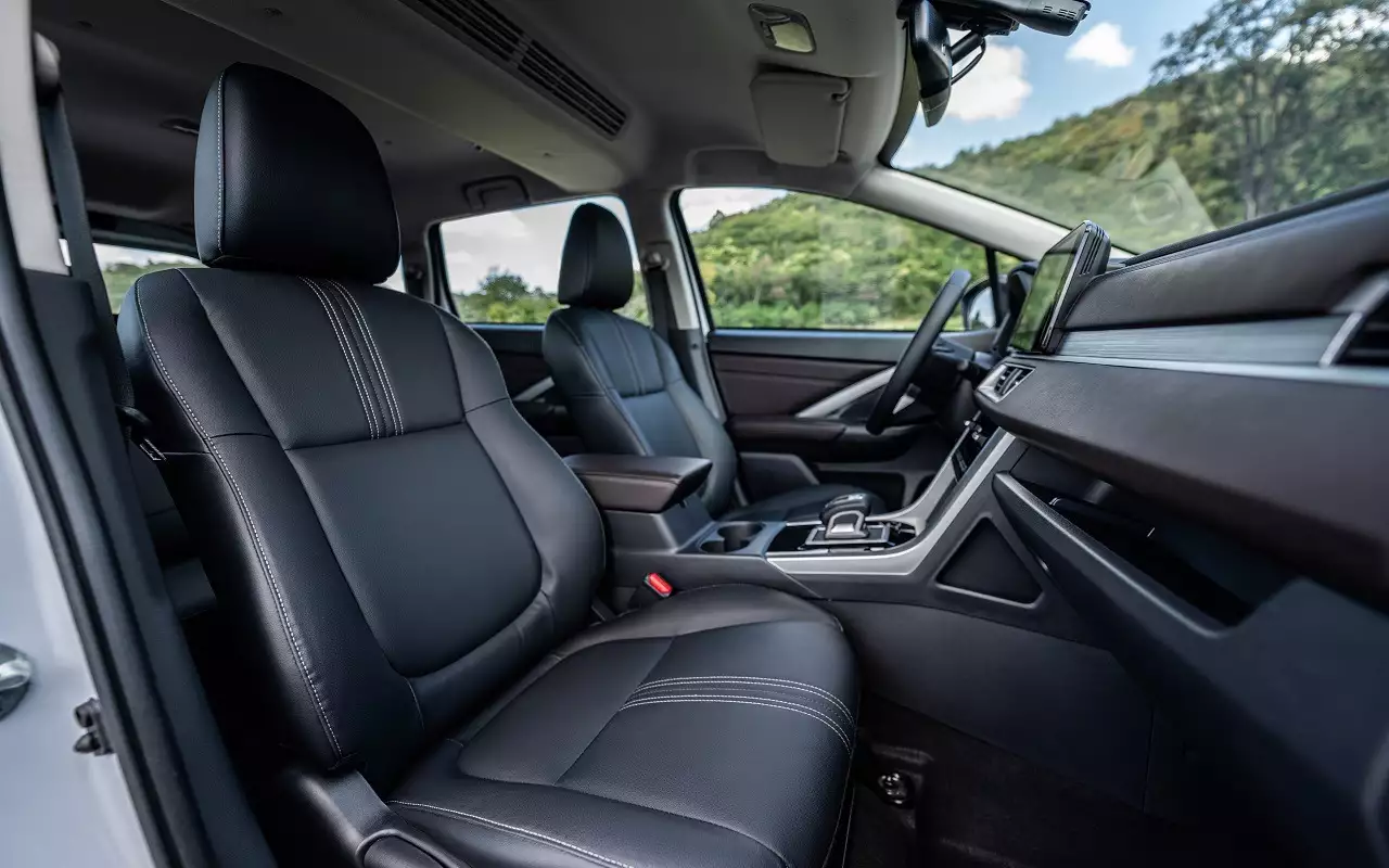 Интерьер Mitsubishi Xpander