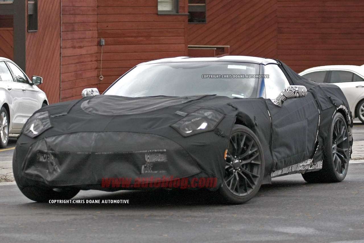 Chevrolet тестирует заряженную версию спорткара Corvette