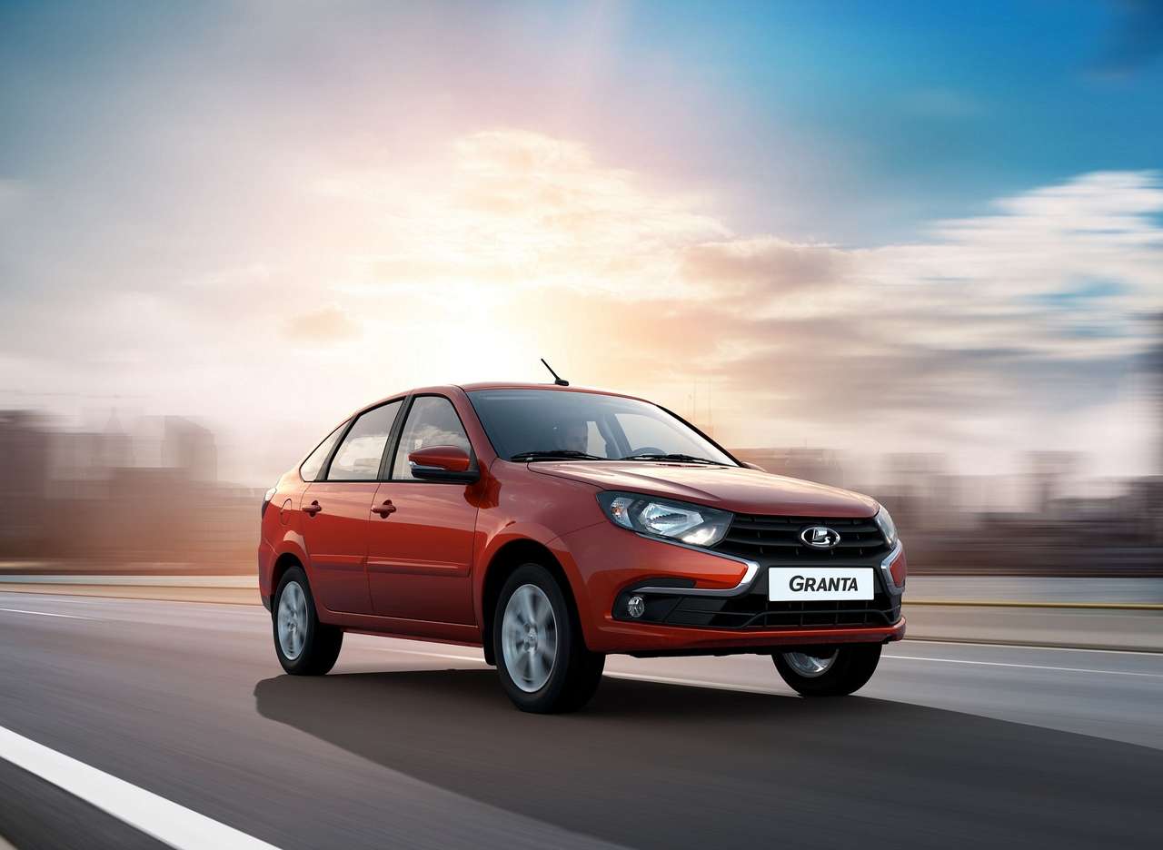 Продажи АВТОВАЗа в ноябре рухнули на 7%