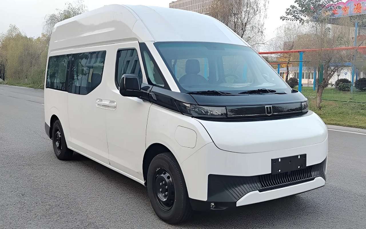 Geely Super Van