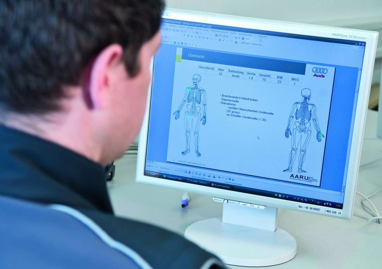 Врачи-хирурги обучат инженеров Audi