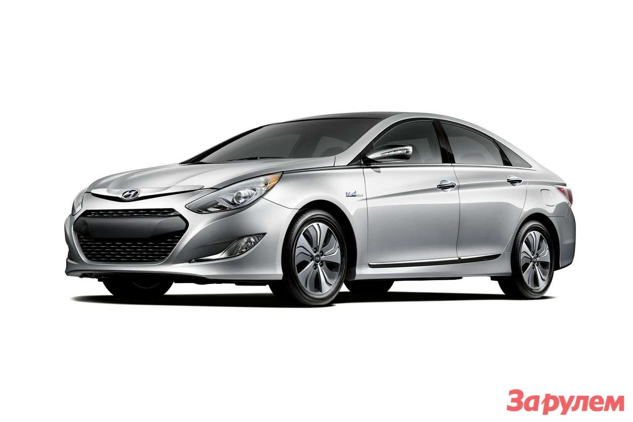 Гибридную Hyundai Sonata серьезно модернизировали  
