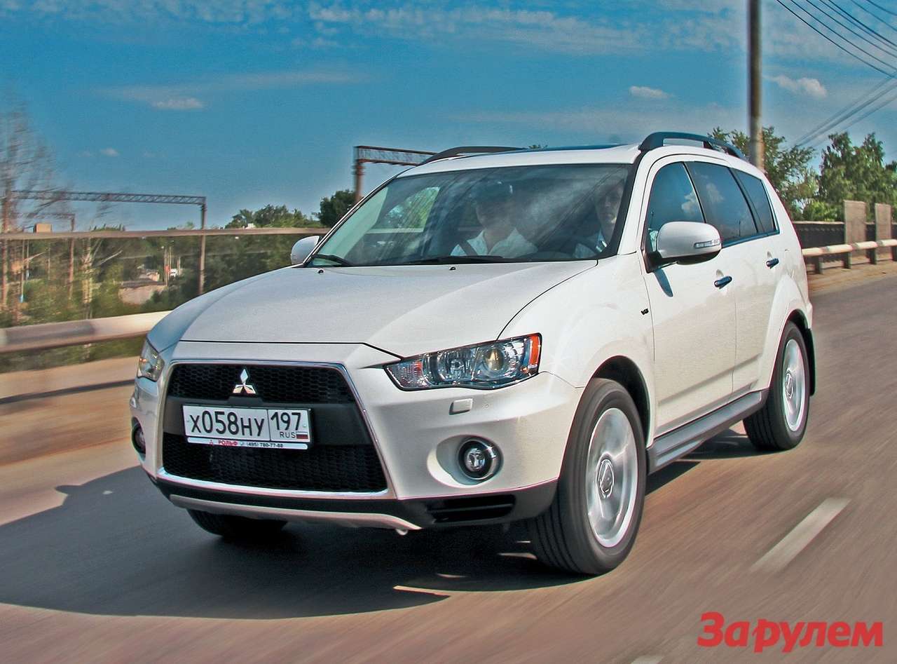 Mitsubishi Outlander 3.0 Ultimate 4WD: 1 479 000 руб.